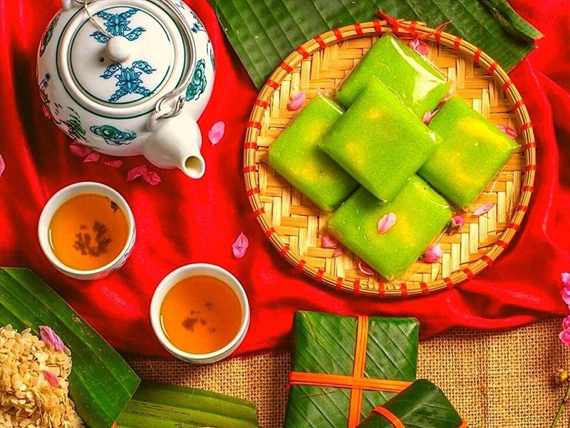 Savor the sweet taste of autumn with Bánh cốm Hà Nội